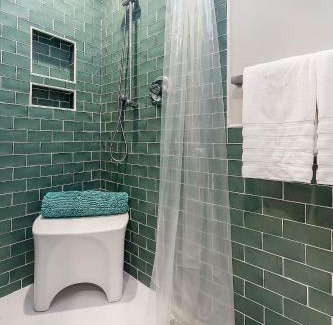 Traverse City Apartment | Heart of Traverse City AC Beach ADA Compliant Downtown