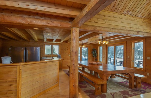 McHenry House | Heart's Desire | Lakefront, Quiet Cove, Near Wisp