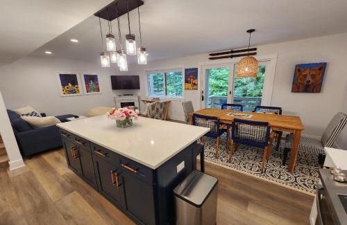 Harbor Springs Apartment | Heart & Soul Hideaway