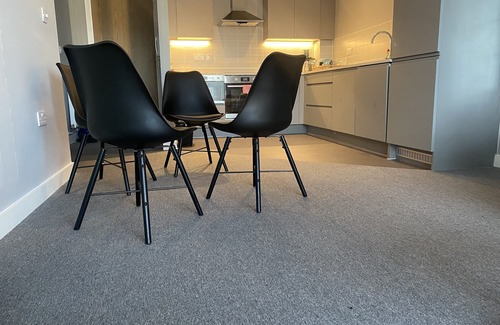 Sheffield City Centre Apartment | Heartfelt Haven