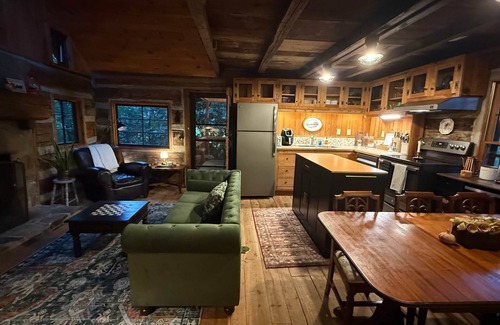 Black Mountain House | Hearth & Timber - A Black Mountain Retreat