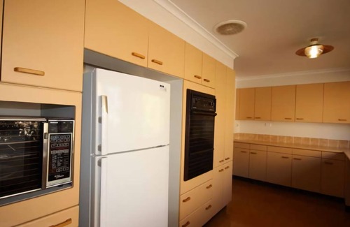 Blackheath House | Hearthstone | Close to Govetts Leap lookouts and bushwalks