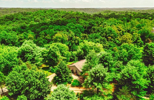Rockbridge Apartment | Heartland Hideaways, Cabin 1