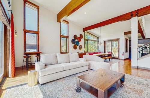 Truckee House | Heartwood Lodge