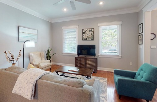 Dixon Park House | Heated Pool Access | 5*Clean | Flex Cancelation