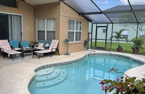 Land O' Lakes House | HEATED POOL Escape to Paradise in Land o Lakes!