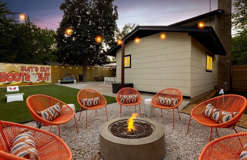 West Congress House | Heated Pool, Hot Tub, Movie Theater, Mini Golf - Sunset Social