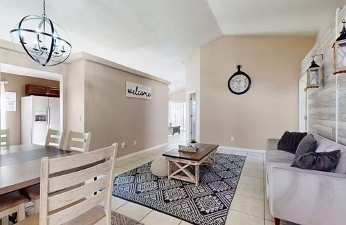 Florida Pines Apartment | Heated Pool House near Disney World | Pet Friendly