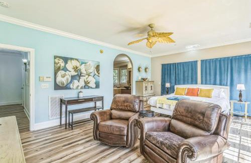 Winston - Salem House | Heated Pool l Indoor Jacuzzi Tubs I Arcade l Outdoor Hot Tub