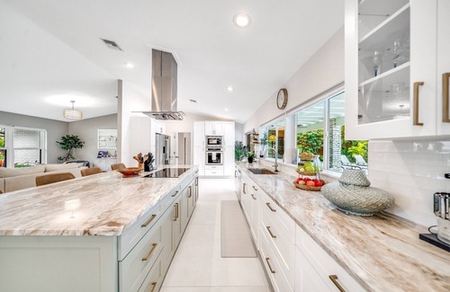 Delray Beach House | Heated Pool! Private Home+Bikes & Fire Pit!