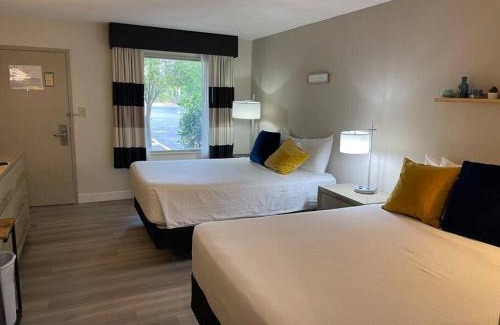 Trailer Estates Apartment | Heated Pool, Strong WI-FI, TV, Tiki Bar & Grill!