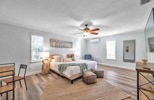 On Top of The World House | Heated Pool, Stylish Home - Grand Cypress Retreat