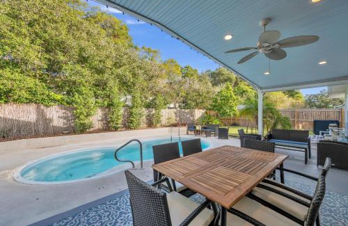 On Top of The World House | Heated Pool, Stylish Home - Grand Cypress Retreat