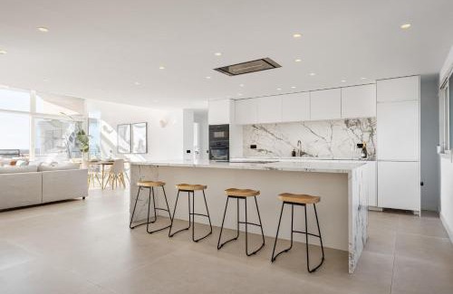 Nueva Andalucia Apartment | HEATED ROOFTOP POOL PENTHOUSE VIEWS MAGNA MARBELLA