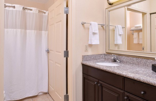 Central Oklahoma City Condo | Heated Saltwater Pool + Hot Tub + Suite