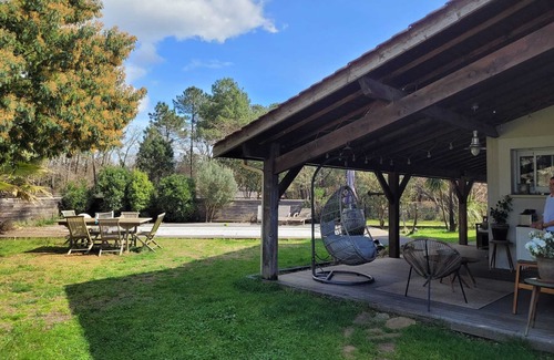 Lanton House | Heated swimming pool not overlooked with forest and animals 2' from the Bassin