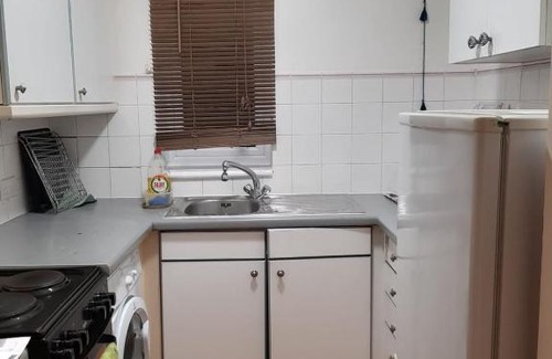 London Borough of Ealing Apartment | Heathrow Palace