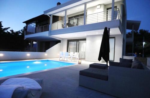Pangaio Villa | Heaven Horizon Villa