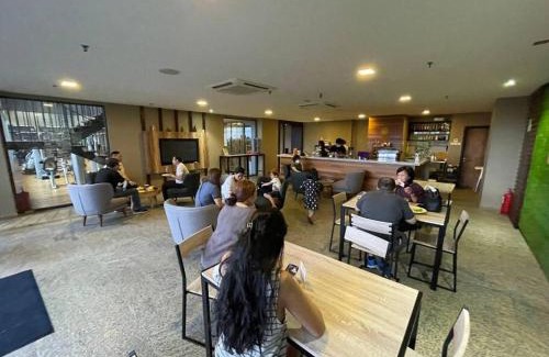 Likas Apartment | Heaven in city with full seaview 2 cozy BR BAY 21