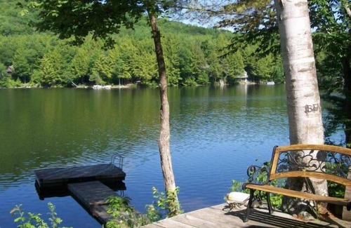 Canaan House | Heaven on Earth, Tranquil, Private 4 Bedroom Waterfront home on Goose Pond Lake