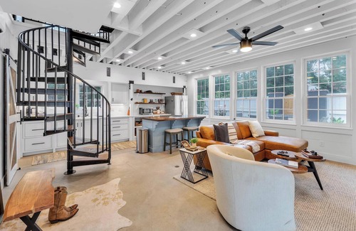 San Diego House | Heaven on Earth with two houses and two pools!