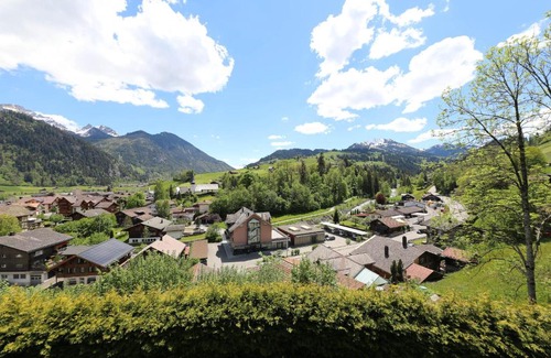Zweisimmen Apartment | Heavenly