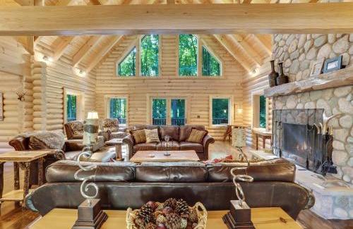 Boyne Falls House | Heavenly Hilltop