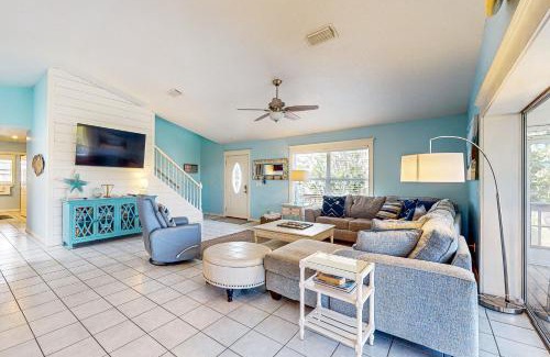 Anna Maria House | Heavenly Holly