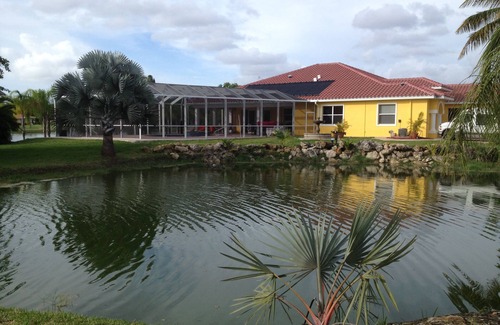 Bell Villa House | Heavenly luxury villa for adults on the peninsula framed by romant. lake