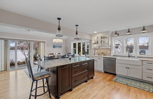 Winnisquam House | Heavenly Retreat on Lake Winnisquam