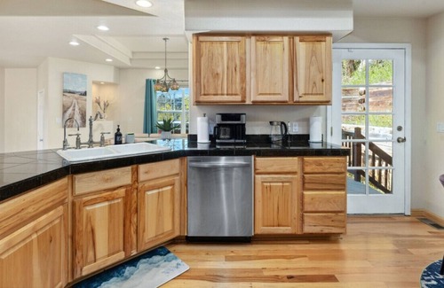 Conifer House | Heavenly Views Leavenworth