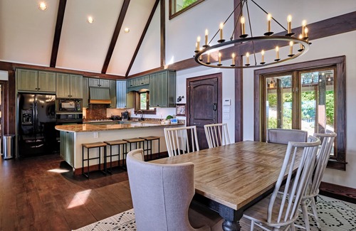 Cullowhee House | Heavenly Views - Luxury Mountain Home with Mountain and Lake views near Lake Glenville!