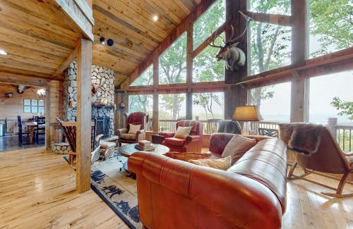 Unaka House | Heavens Doorstep