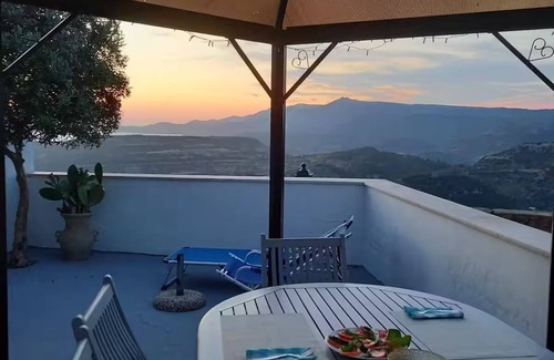 Magomadas House | Heavens View