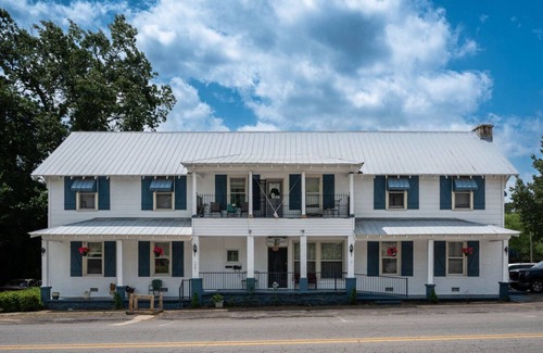 Heber Springs Hotel | Heber Historic Inn