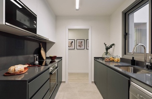 Gracia Apartment | Hebron - 2 bedrooms and office in Gràcia
