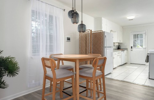 Cahaba Heights Condo | Heights Brands by Oasis - Condo Uno - the best of Birmingham - charming home