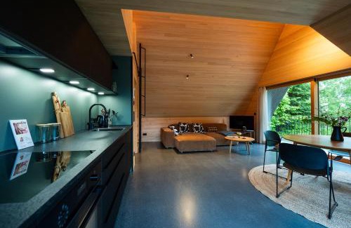 Irsengund Ski Chalet | HEIMATEL - A Huesle