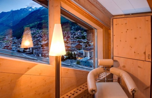 Zermatt Apartment | Heinz Julen Penthouse - A luxurious 4 bedroom Chalet located in Zermatt