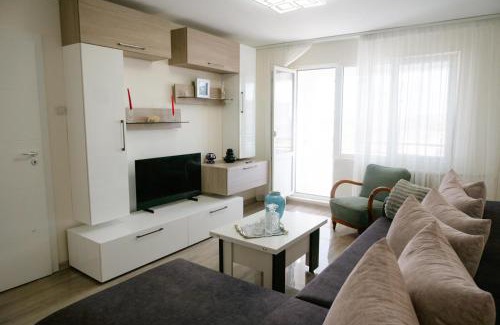 Sector 4 Apartment | Helen Apartment