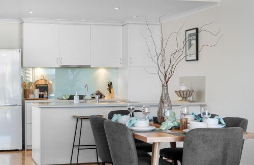 Adelaide Central Business District House | Helena House - A Spacious Urban Retreat
