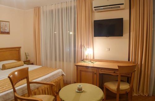 Yurta Apartment | Helios 350m from the beach