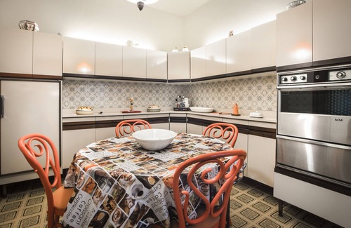 Acireale Apartment | Helios House, holidays between Etna and Taormina Mare.