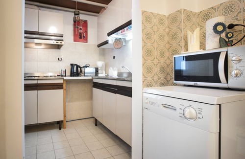 Acireale Apartment | Helios House, holidays between Etna and Taormina Mare.