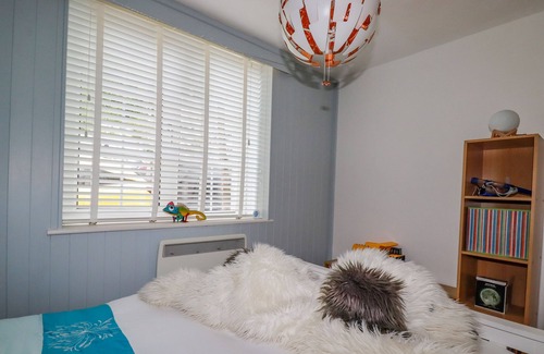 Pentewan Apartment | HELLAND, pet friendly, with a garden in Pentewan
