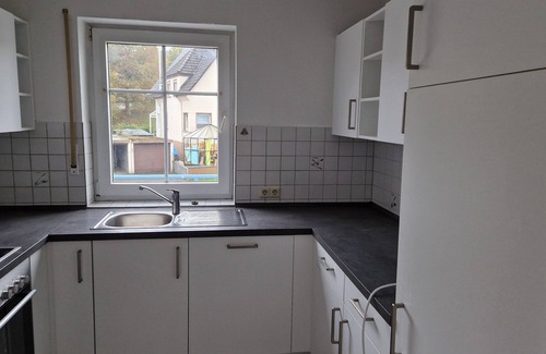 Donaueschingen Apartment | Helle 2,5 Zimmer Wohnung, neu Möbliert mit Großem Balkon, 5 Min. bis zur City