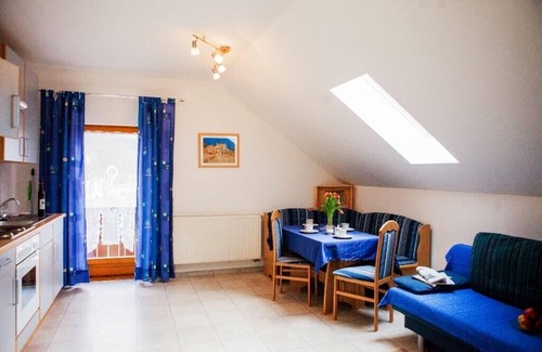 Lam Apartment | Helle Ferienwohnung mit Osserblick und Balkon