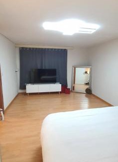 Studen House | Hello Zimmer