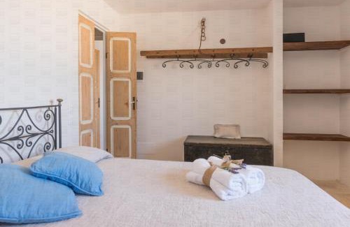 Martina Franca Apartment | HelloAPULIA - Panoramic Trulli Pozzo Fornello with private pool