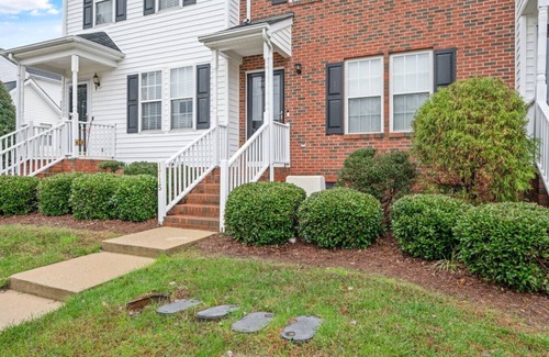 Fuquay-Varina House | Hemingway’s Hideaway | 2BR w/King + Pvt Patio